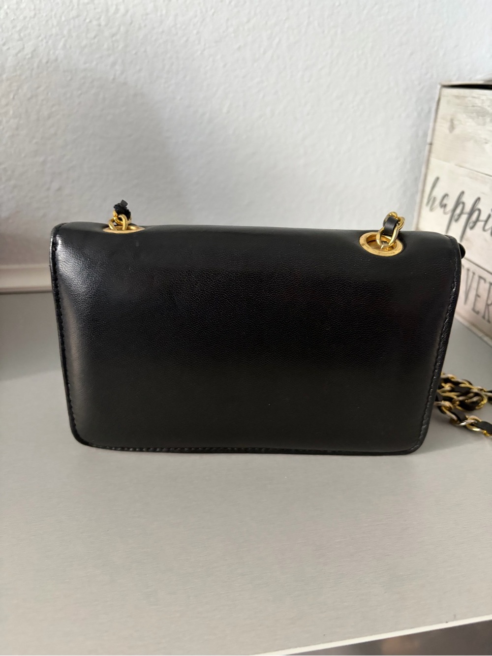 Cc black faux Leather Crossbody Bag with Gold Chain Strap - Picture 3 of 11